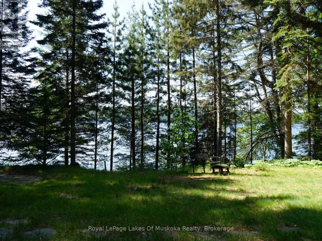 1173 HIGHWAY 60, Lake of Two Rivers