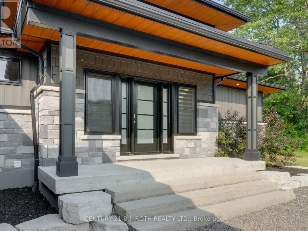 3510 BRENNAN LINE W, 