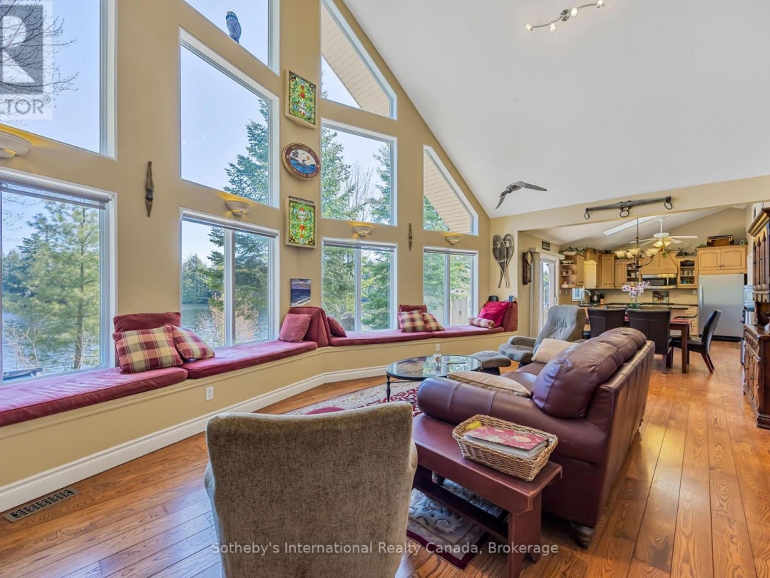 9 PAULS BAY ROAD, Harris Lake