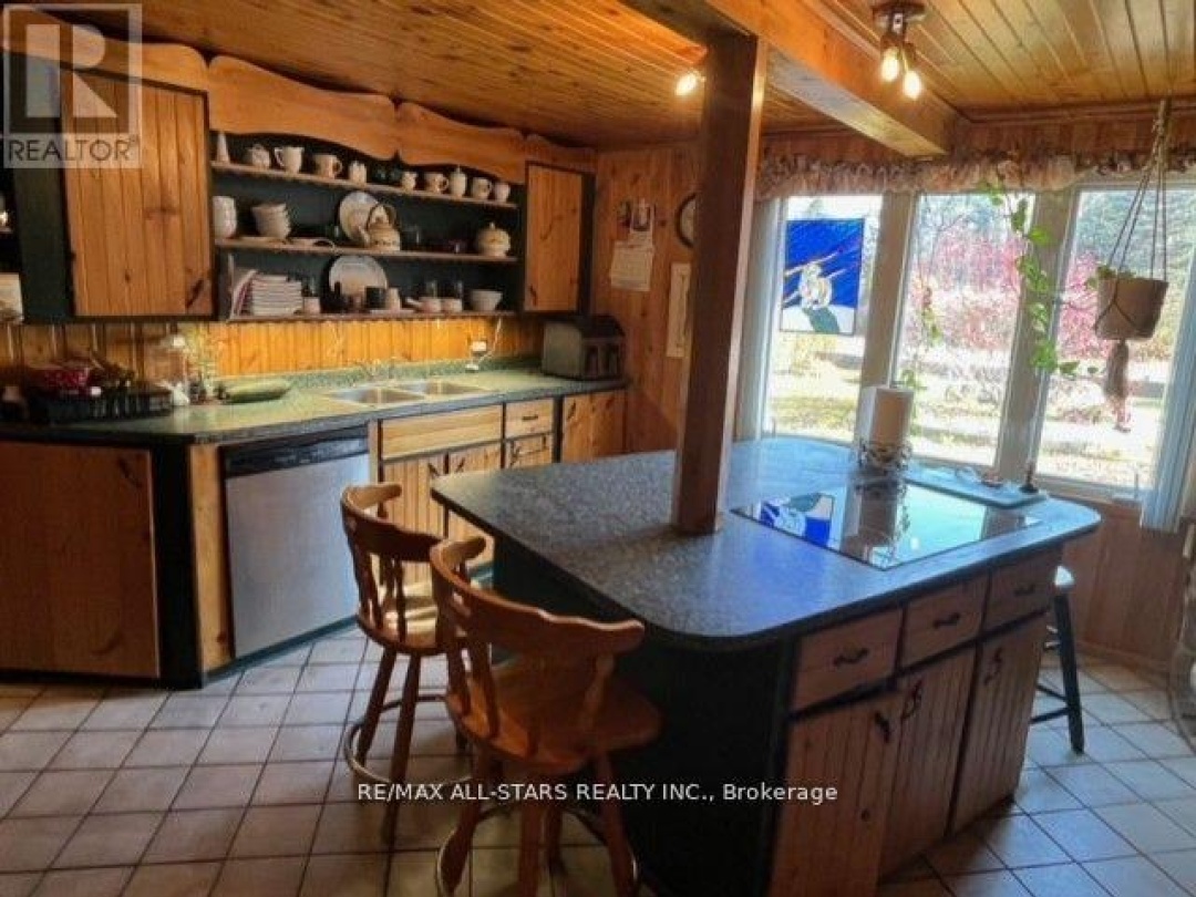 1007 DEWEY STREET, Highlands East (Glamorgan)