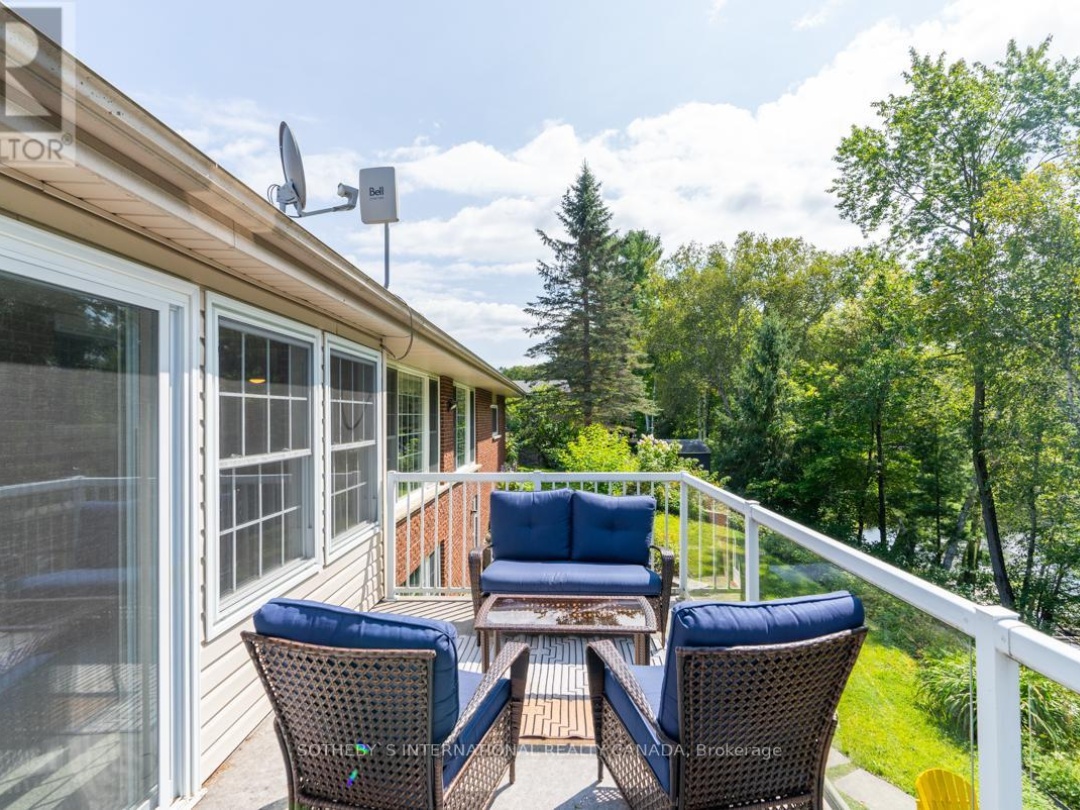 443 BY-LOCK ACRES ROAD, Lake Muskoka