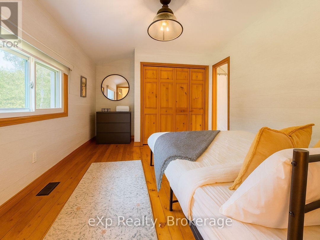 1382 MUSKOKA RD 169 N, 