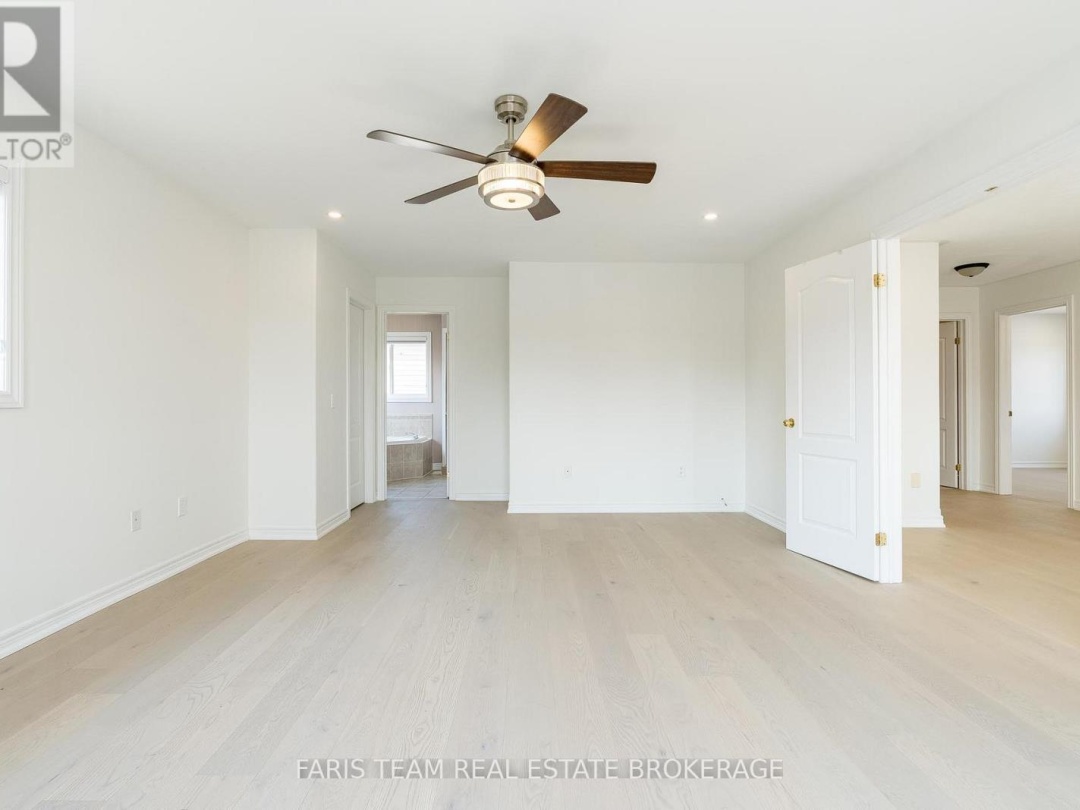 2 VANESSA DRIVE, Orillia