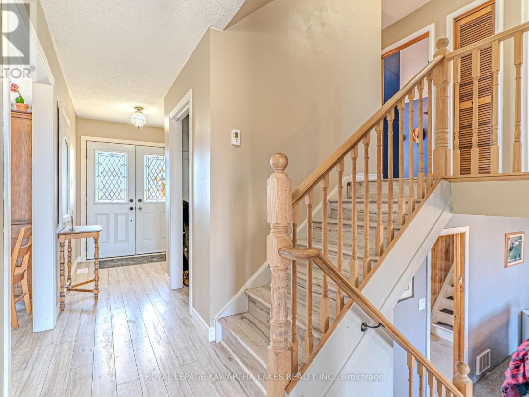 49 CRESSWELL ROAD E, Kawartha Lakes (Mariposa)
