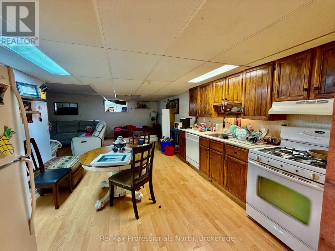 550 MARY STREET N, Gravenhurst (Muskoka (S))