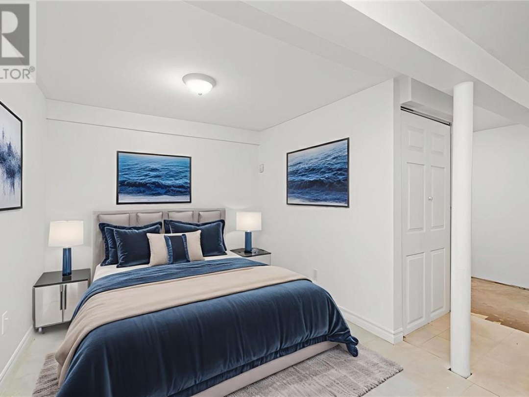 5 Hillcrest Avenue, 