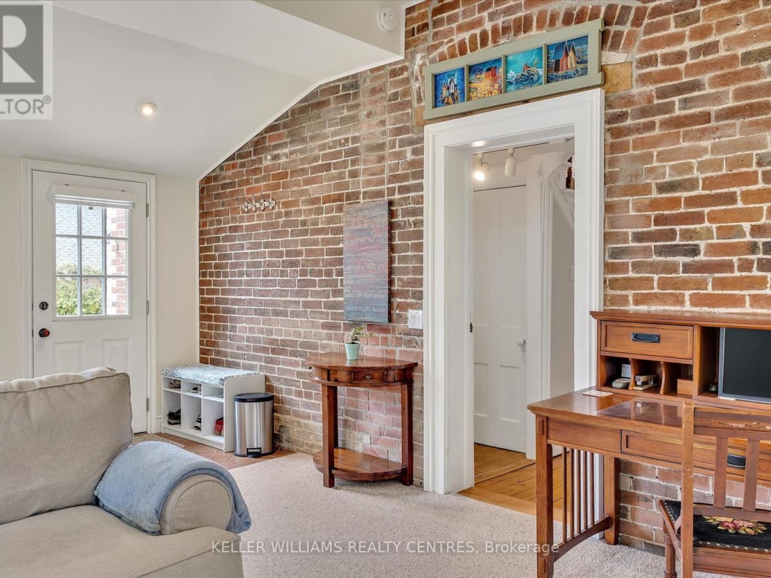 140 KING STREET, Kawartha Lakes (Woodville)