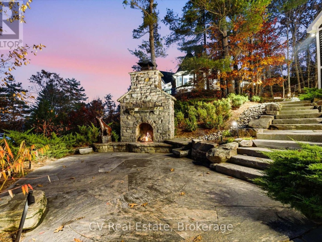 1056 & 1060 S SUNSET BAY RD, Lake Muskoka