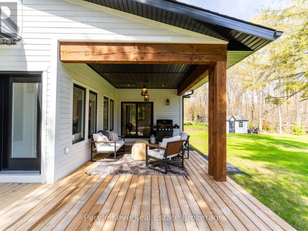 1056 XAVIER STREET, Gravenhurst (Morrison)