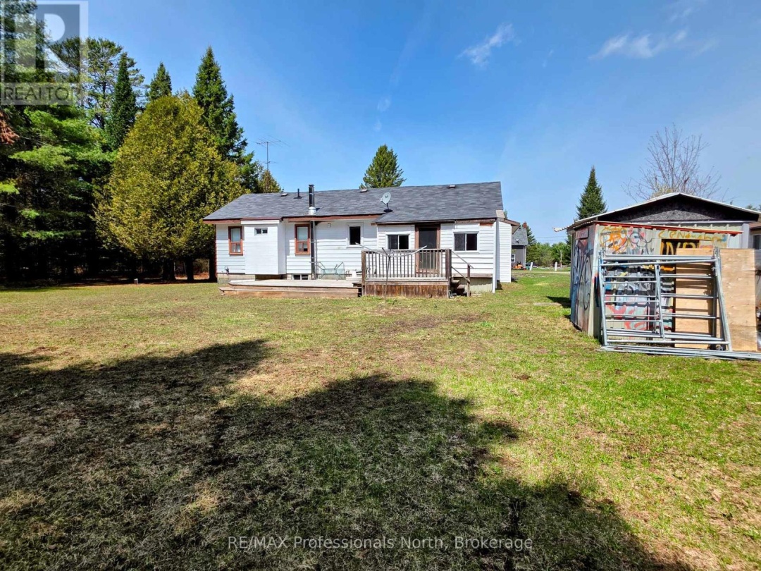 1037 WEST ROAD, Minden Hills (Minden)