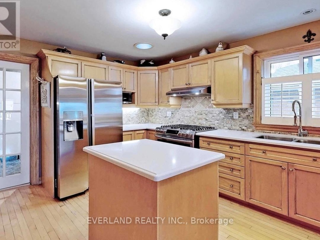 24940 THORAH PARK BOULEVARD, Lake Simcoe