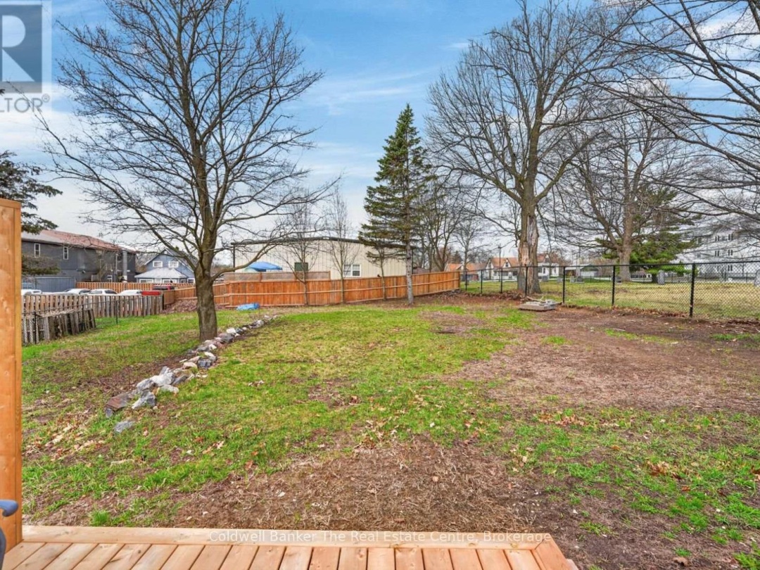 935 FIRST STREET S, Gravenhurst (Muskoka (S))