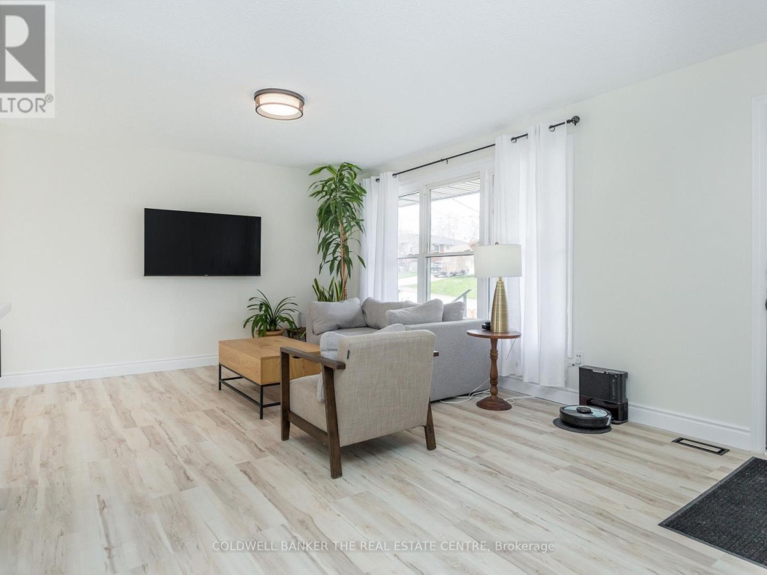 461 ALBERTA STREET, Tay (Port McNicoll)