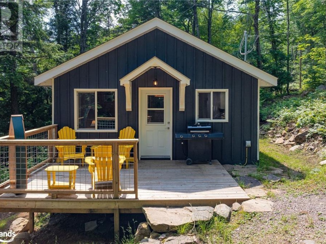 1453 Tock Lane, Otter Lake