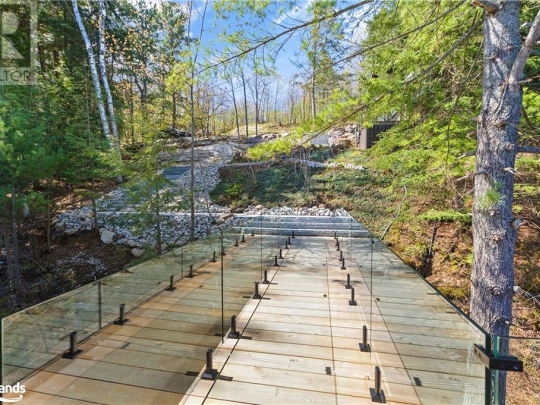 1476 Peninsula Road Unit# 2, Lake Rosseau