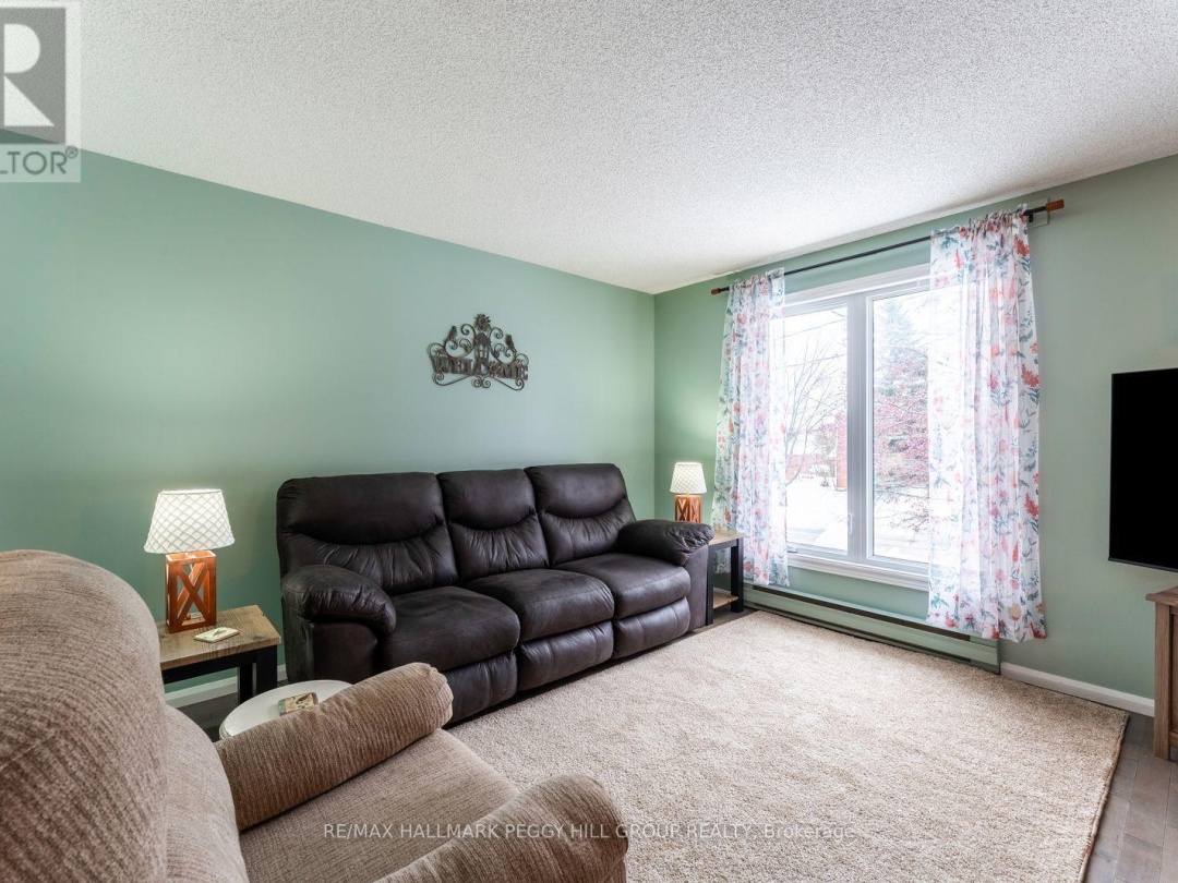 112 BORLAND STREET E, Orillia