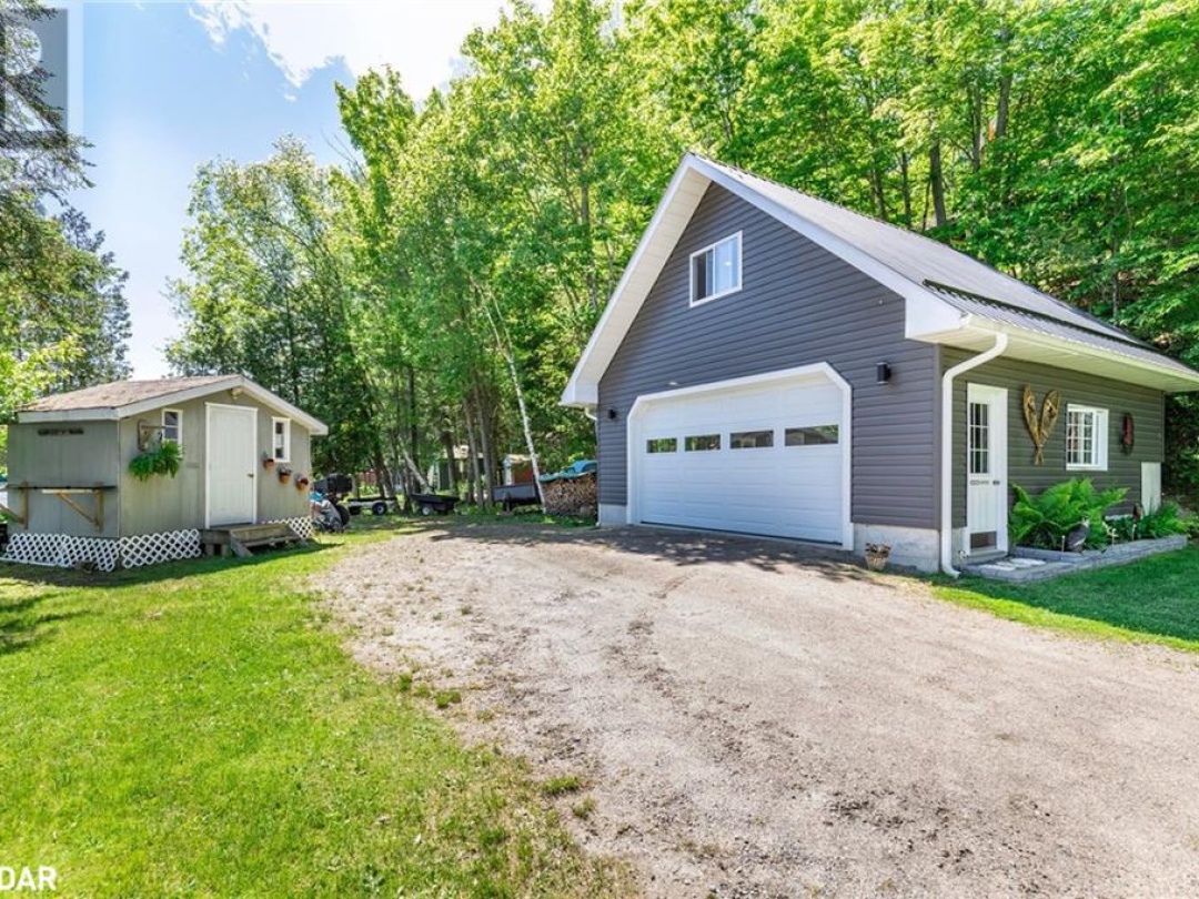 1004 Dungannon Drive, Horseshoe Lake