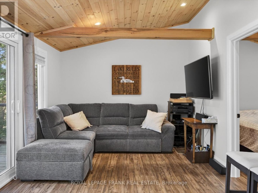 42 SUNSET COURT, Little Bald Lake