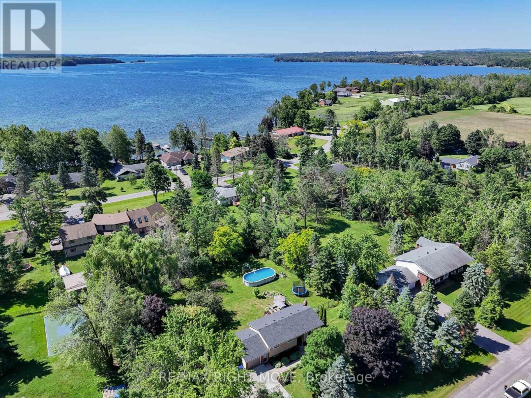 2268 THOMSON CRESCENT, 