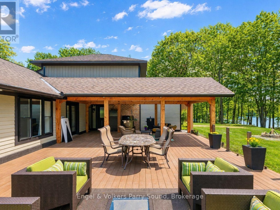 49 REGENCY DRIVE, Richmond Lake