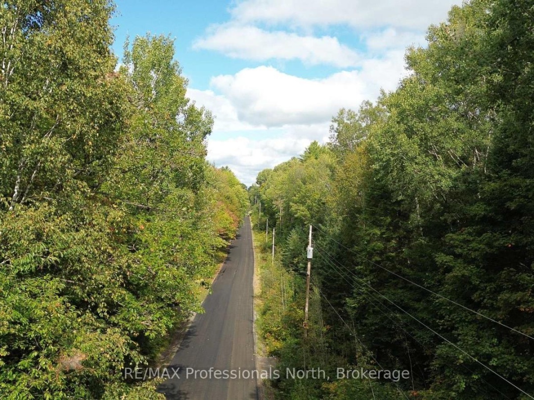 671 LYNX LAKE ROAD, 
