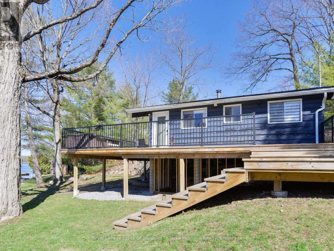 3258 LOON LANE, Gloucester Pool