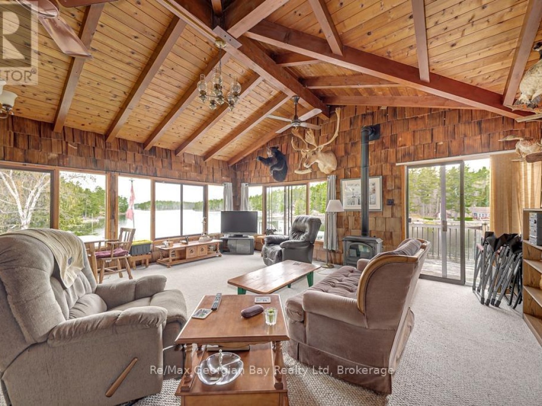 15SR405 SEVERN RIVER SHORE, Severn River
