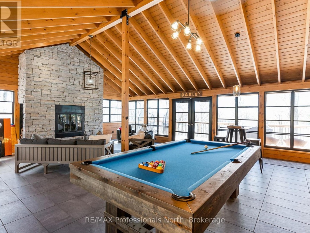 3179 TRAPPERS TRAIL, Miskwabi Lake