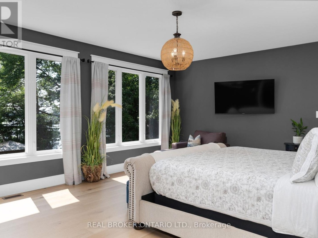 3239 CRESCENT BAY ROAD, 