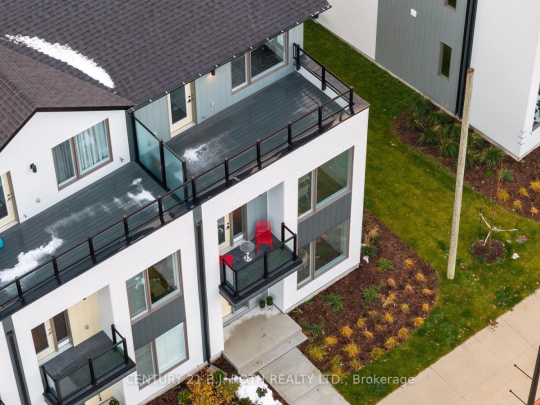 UNIT 12N - 89 LIGHTFOOT DRIVE, 