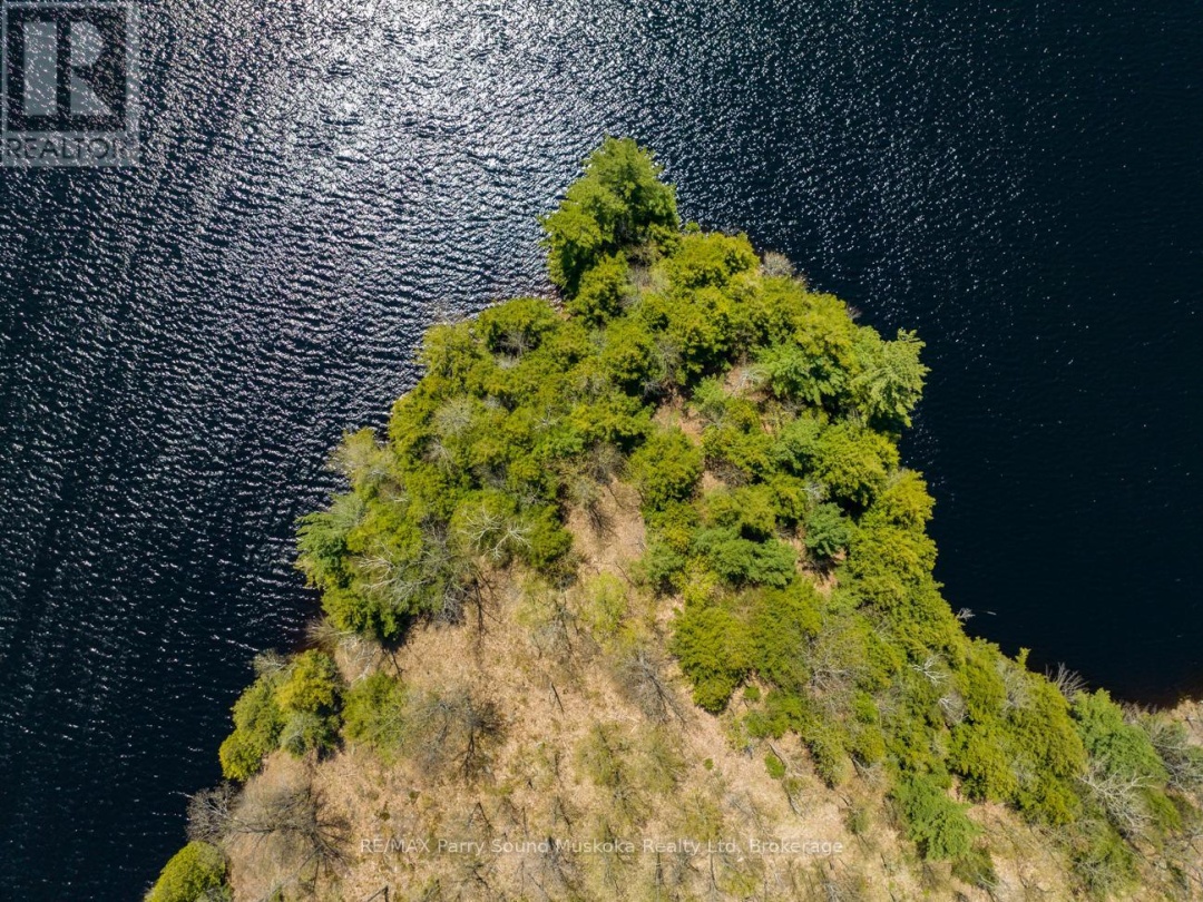 33 PAULS BAY ROAD, Harris Lake