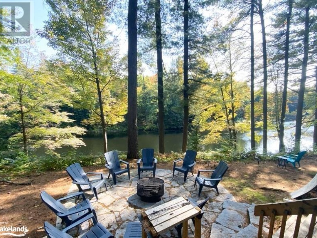 1335 Sherwood Forest Road, Lake Muskoka