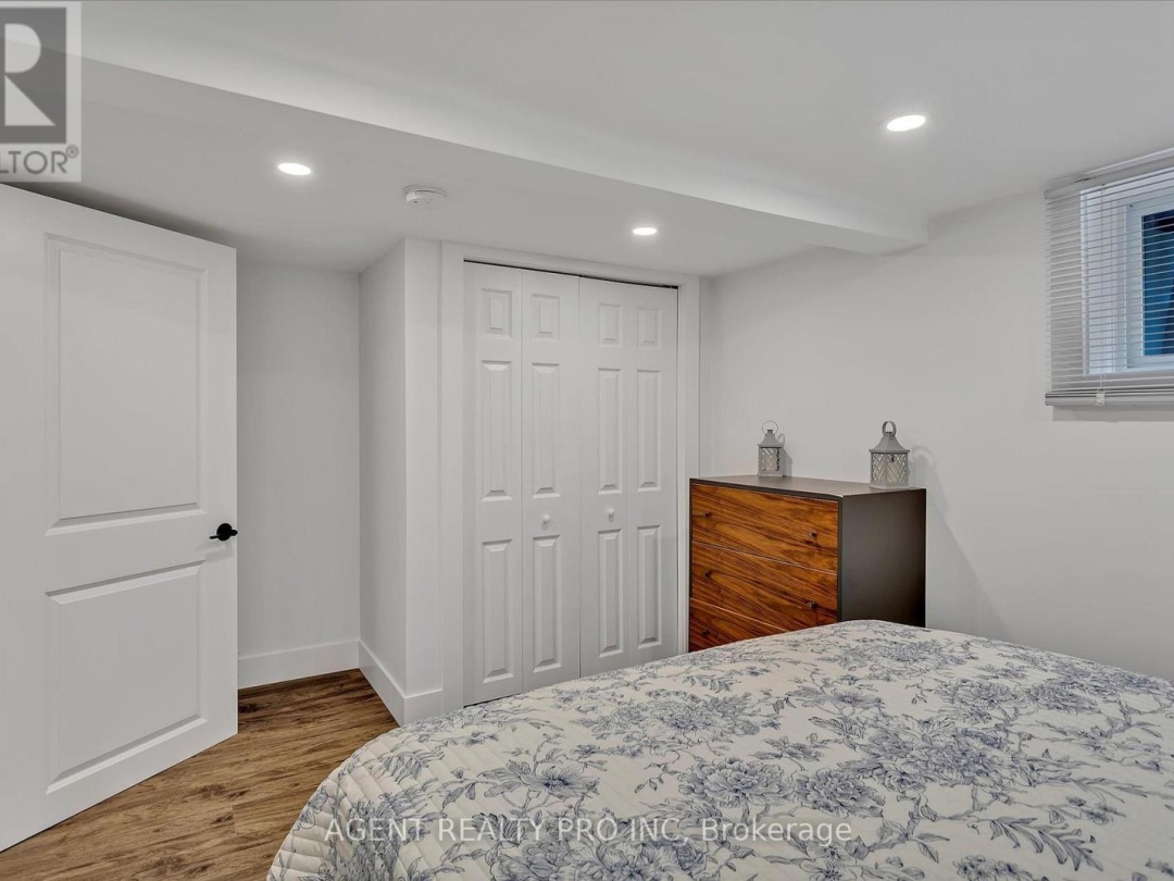 21 ORIOLE ROAD, Cameron Lake