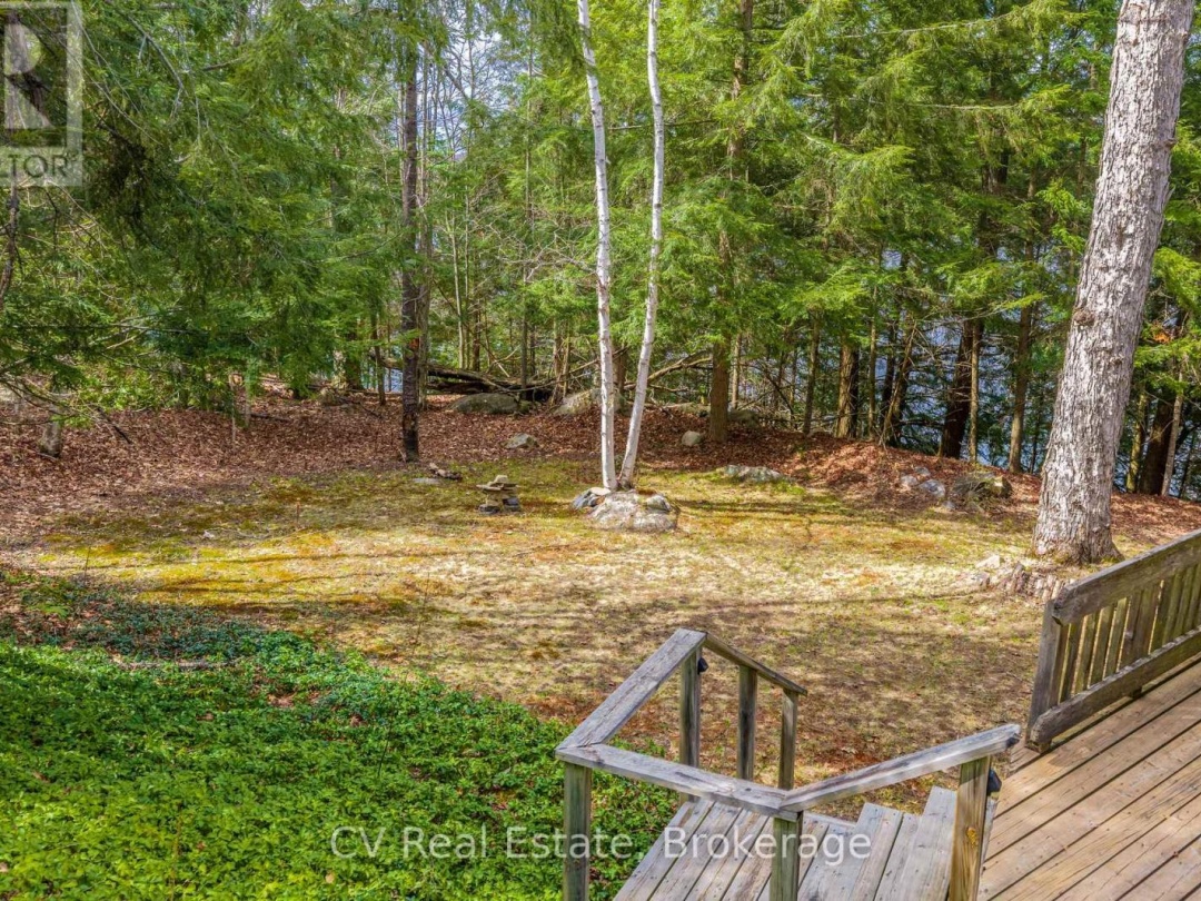1067 OSBORNE PT ROAD, Lake of Bays