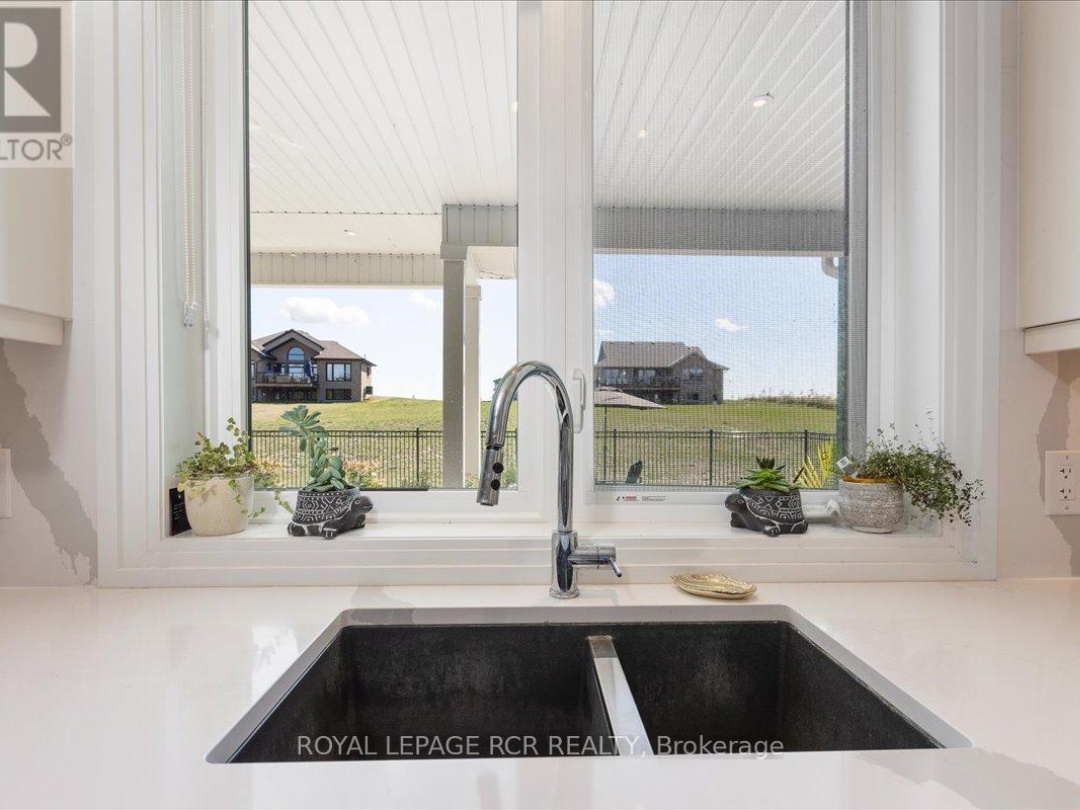 3 NIPIGON STREET, Sturgeon Lake