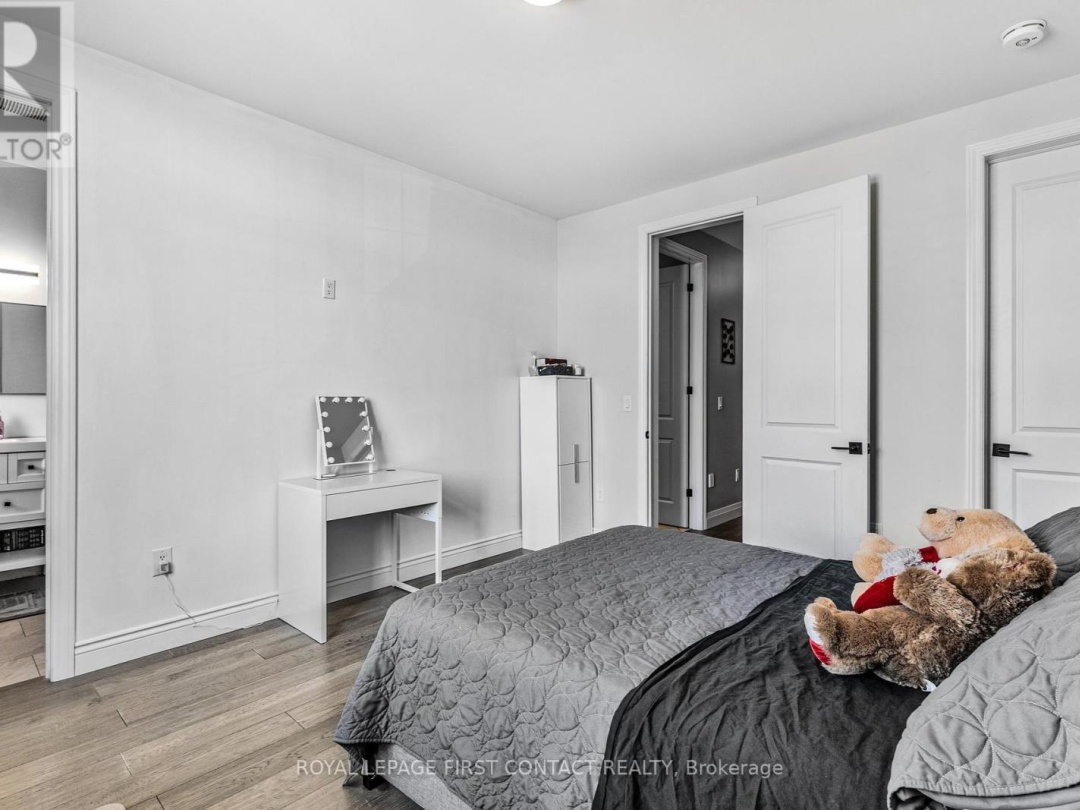 3075 ORION BOULEVARD, 