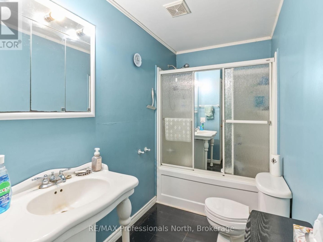 2179 SOUTH LAKE ROAD, 