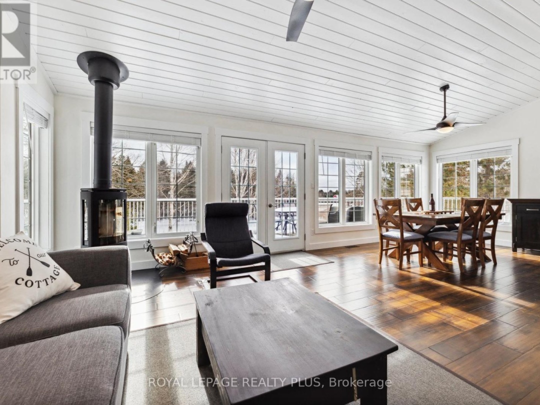 16 BLACK BEAR DRIVE, Burnt River