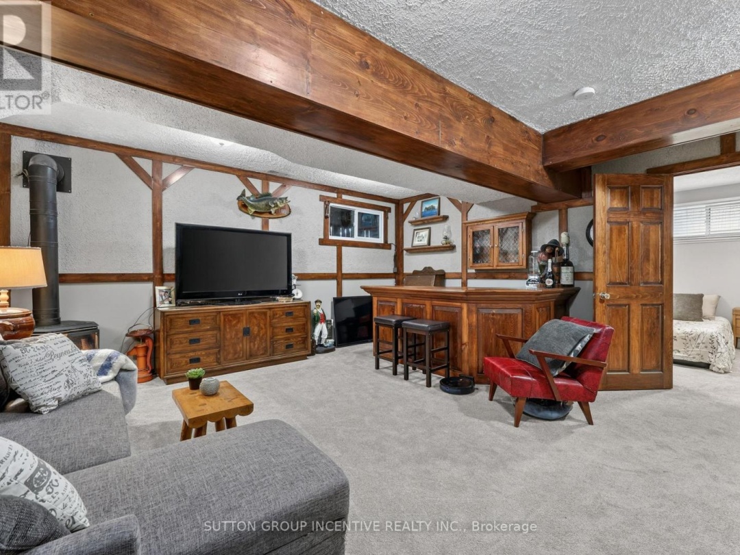 4600 TRENT TRAIL, Severn River