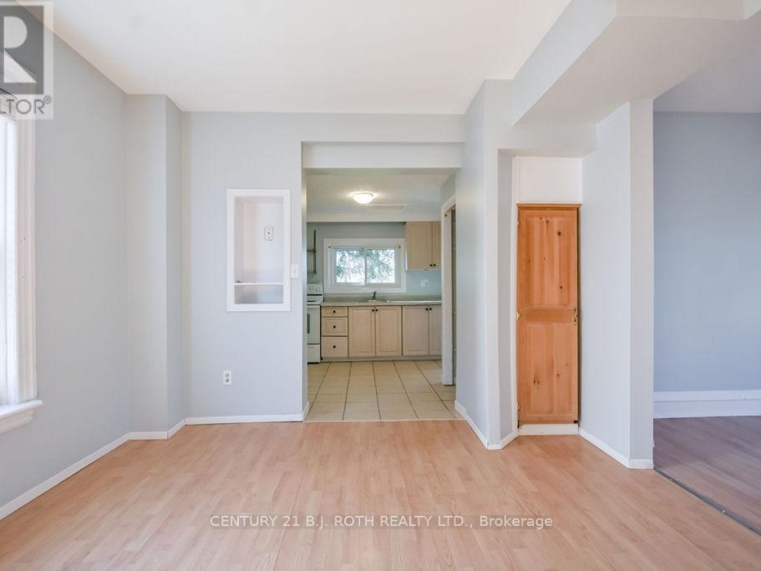 174 BARRIE ROAD, Orillia