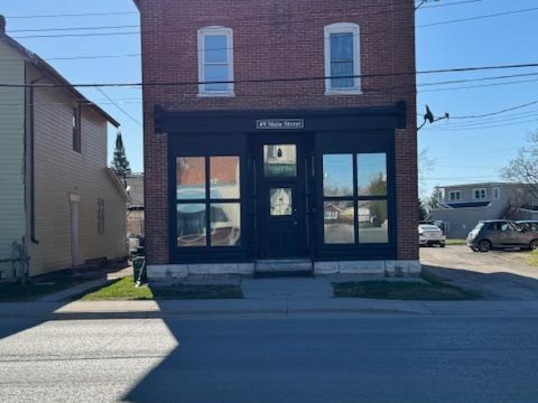 49 MAIN STREET, Kawartha Lakes (Bobcaygeon)