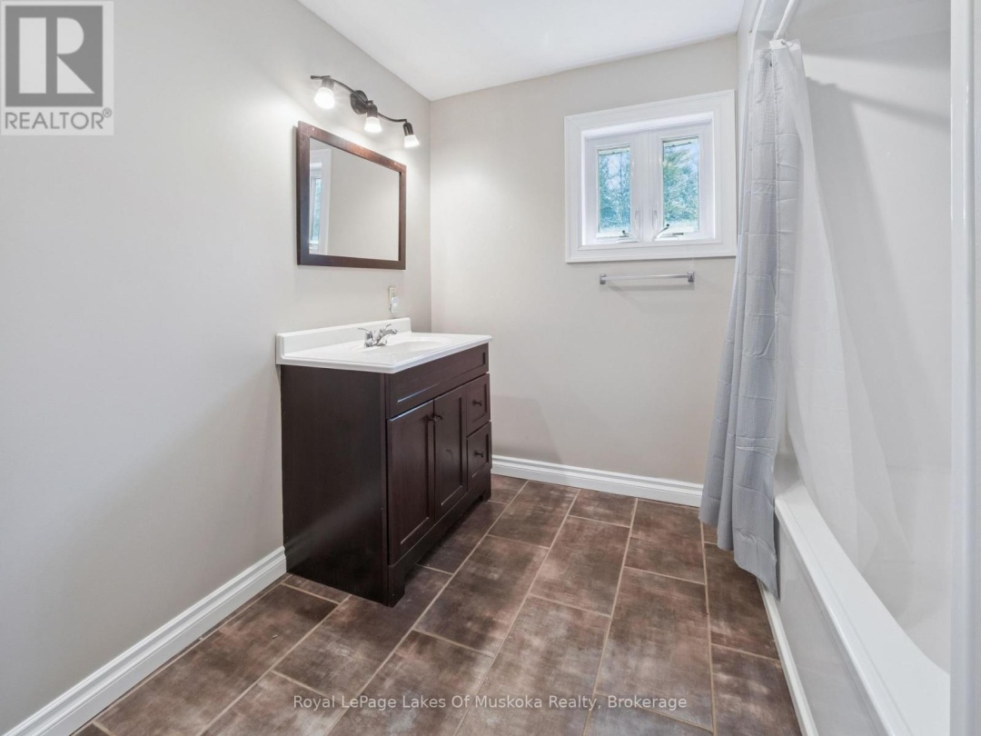 1314 WINHARA ROAD, Gravenhurst (Muskoka (S))