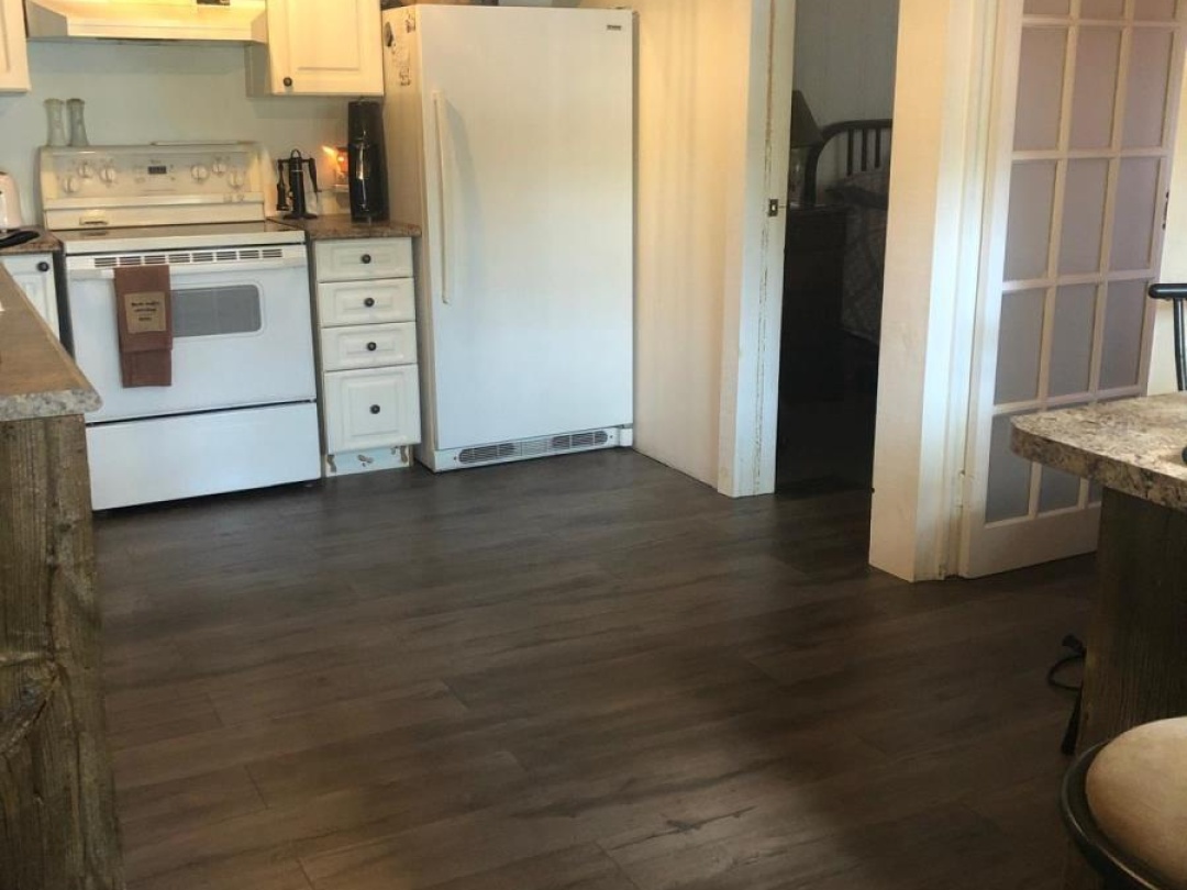 24 SEVERN RIVER, Severn River