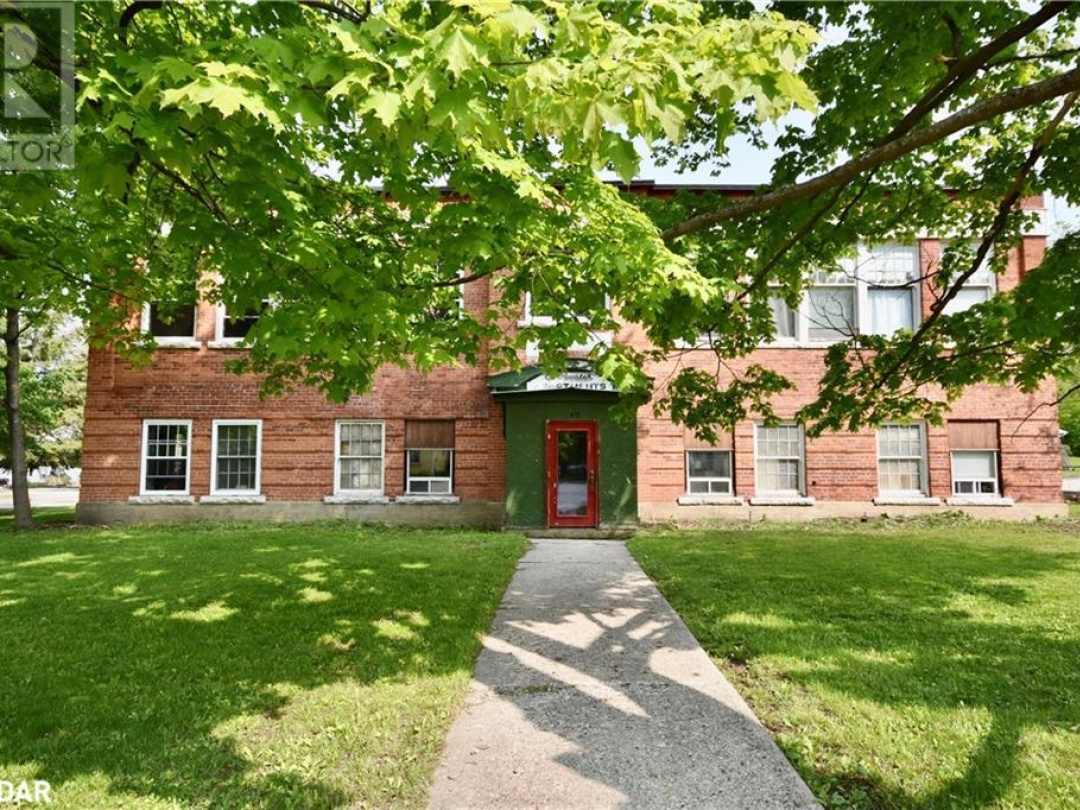 12 HARRIET Street, 