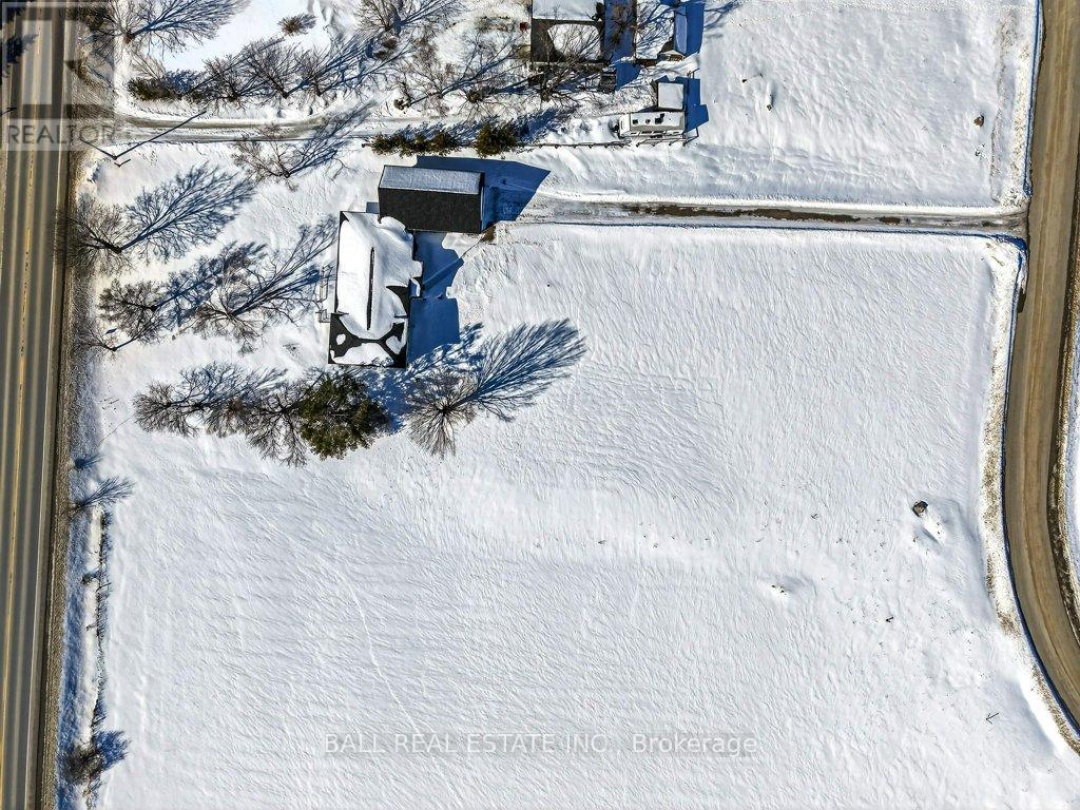 73 LAKEVIEW CRESCENT, Pigeon Lake
