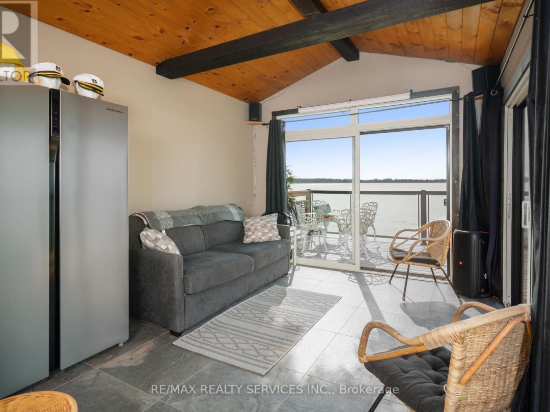 103 IVY LANE, Lake Simcoe