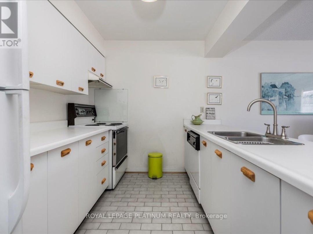 21 - 71 LAGUNA PARKWAY, 