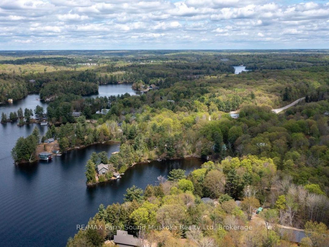 33 HOUSTON LANE, Otter Lake