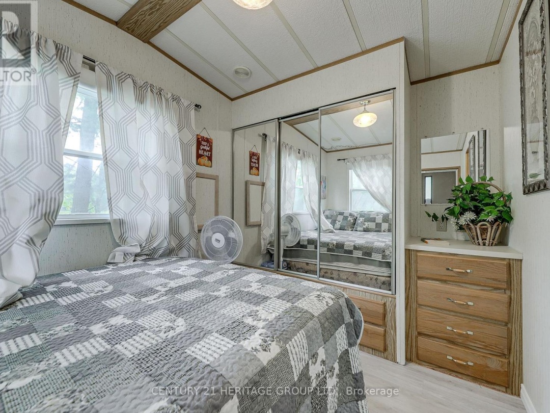 4411 UPPER BIG CHUTE ROAD, 