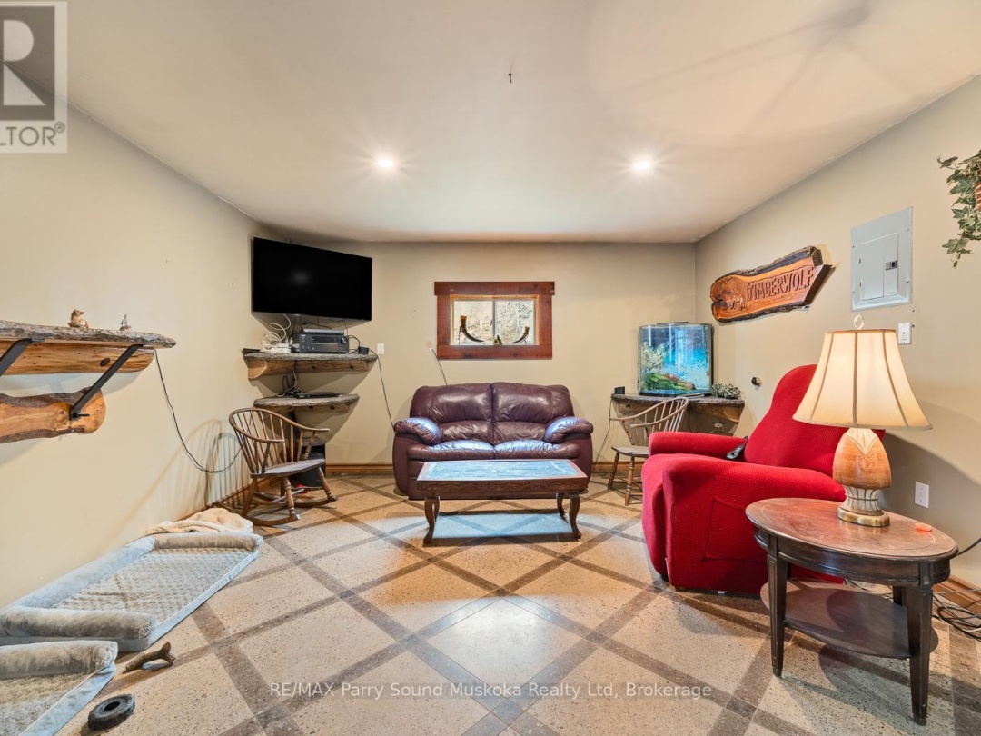 92 BLUE LAKE ROAD, Murdock Lake
